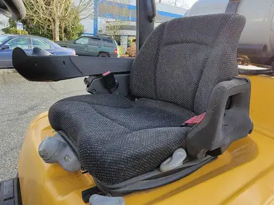 USED 2010 YALE GLC080VXNGSE088