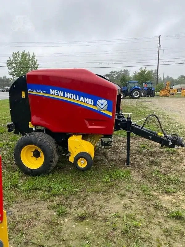 New | in-Stock 2025 NEW HOLLAND RF440 UTILITY Square Balers New Hampshire US | Beauregard Equipment #1511373