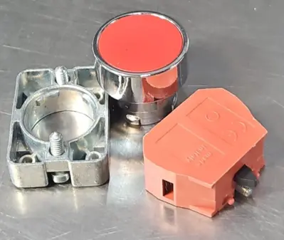 Automation Direct GCX1101 Green Pushbutton loc4D19