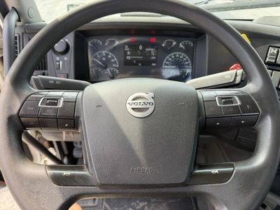 Used 2020 VOLVO VNL Conventional trucks Indiana US | Miedema Asset Management Group #1414624