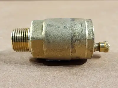 USED WATTS FV-4-M1