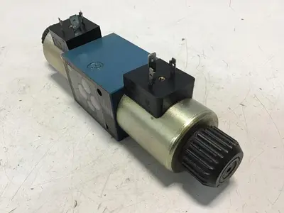 USED BOSCH 0 810 092 105