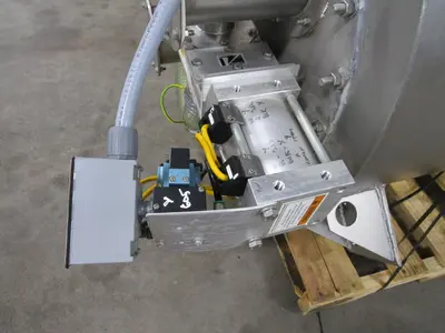 Smoot SS Scaling Hopper w/ Load Cells, Readout, and Control Panel