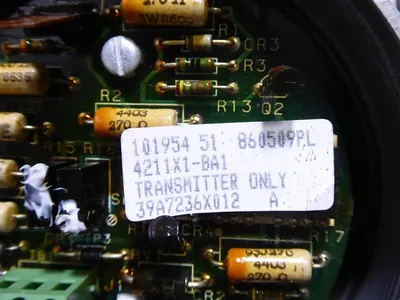 Fisher Controls Type 4211 Electronic Position Transmitter 4211X1-BA1 Used