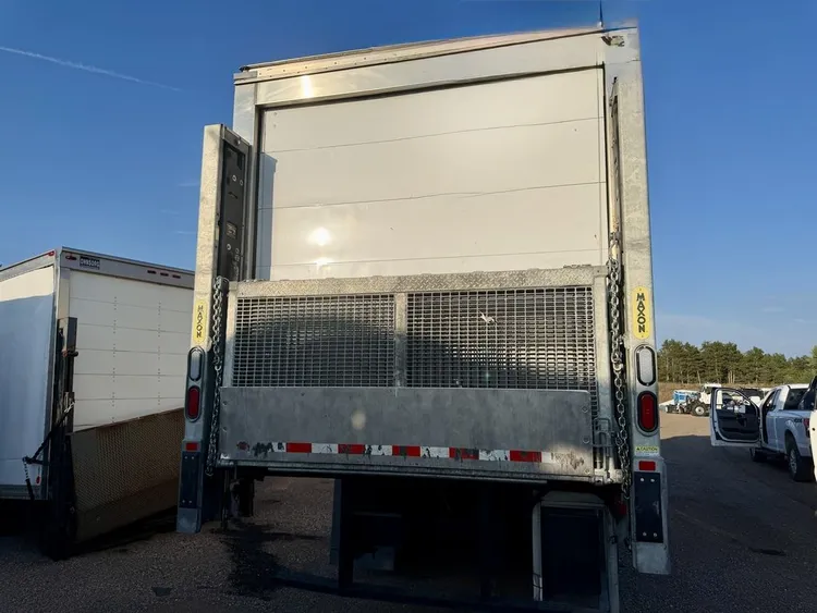 Used 2024 MAXON LIFT GATE Automotive Lifters Minnesota US | Carco Truck & Equipment #1513937