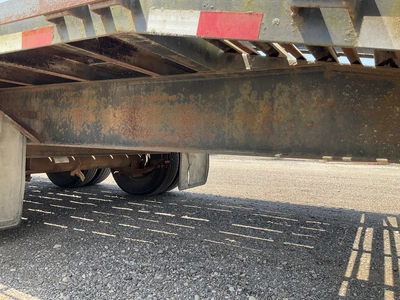 2005 Leland 30’ Tag Trailer