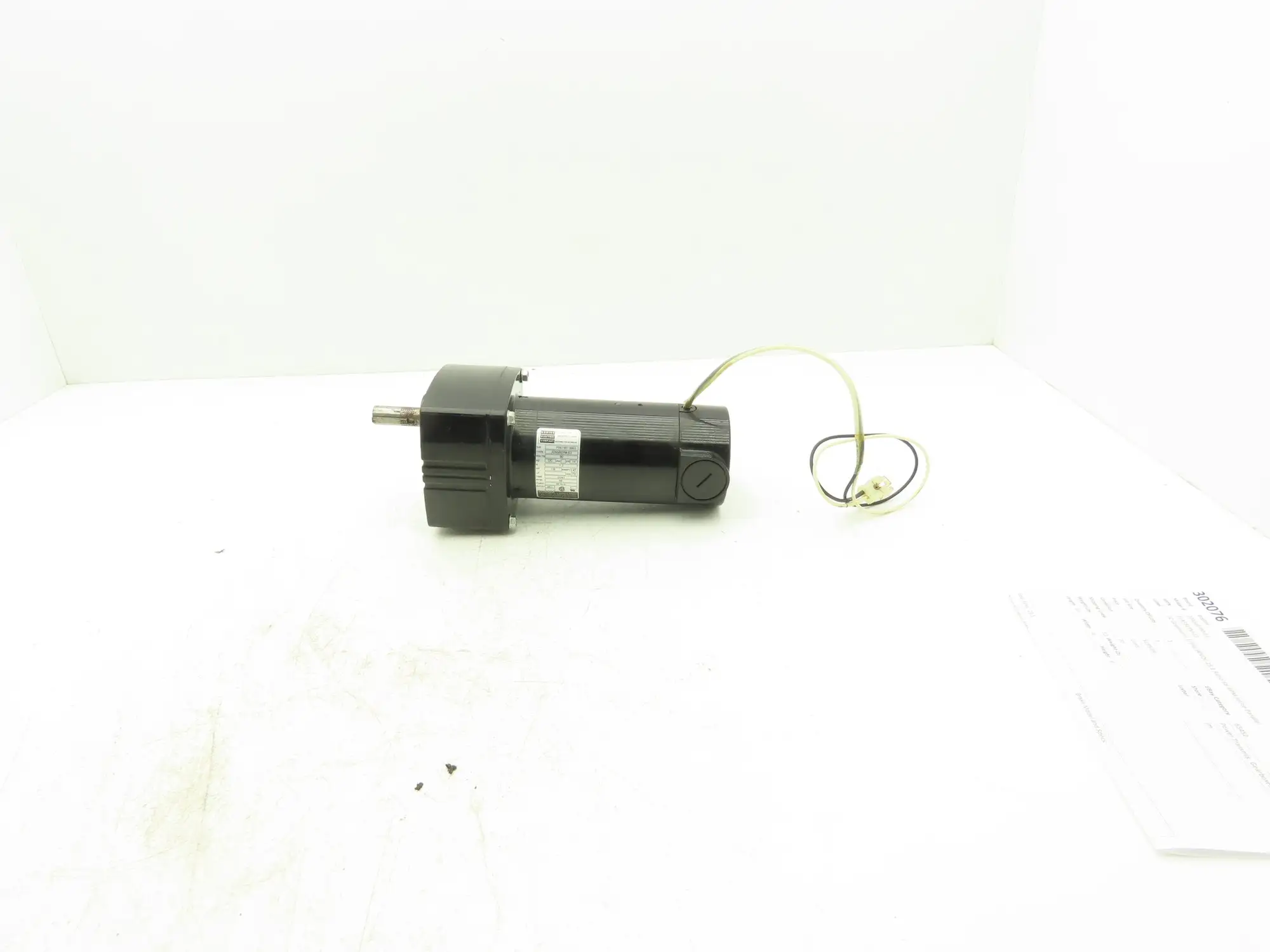Bodine 32A5BEPM-E3 DC Gearmotor 1/9Hp 90VDC 25:1 Ratio 66 RPM Inline Parallel