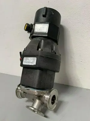 USED ITT SHEROTEC 4-WAY 316L VALVE W/ 2" & 1" SANITARY FITTINGS W/ POSITION MONITOR