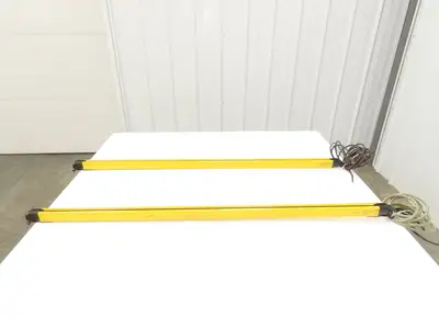 Keyence GL-R60H Safety Light Curtain Transmitter & Receiver Set 1180mm 15m