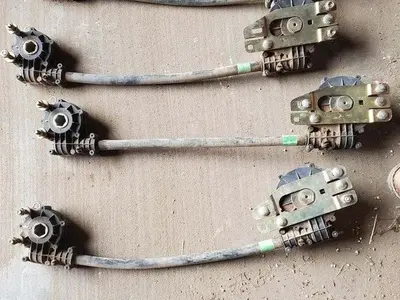 USED JOHN DEERE PRO DRIVES