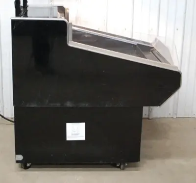 USED Hill Phoenix NUMBER: