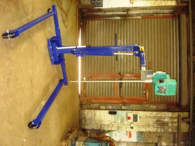 Mobile 150 Kilo Straddle Stirrer Crane