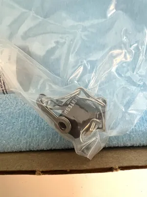 NEW Broadley James D140