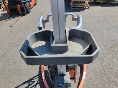 USED 2012 JLG FS80