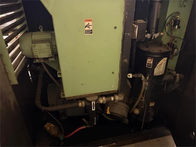 Used SULLAIR 3700 Rotary Screw & Sliding Vane Air Compressors New York US | MachineryMax #1498478