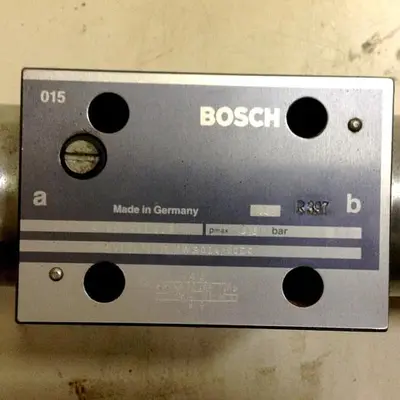 USED BOSCH 0 810 001 776