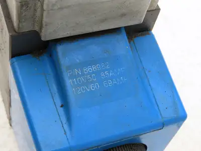 Used VICKERS _UNKNOWN_ Valves/Fittings Indiana US | Arrow Industrial #1365380