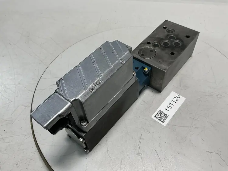 Used BOSCH 0 811 402 167 Valves/Fittings Michigan US | Ideal Machinery #690979