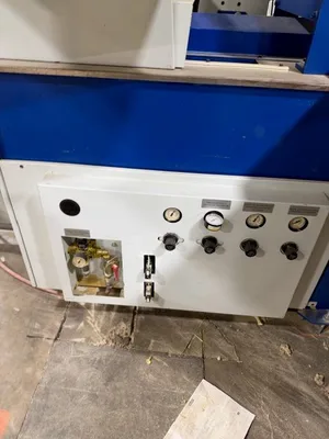 Used ” X “ ” X “ Horizontal Band Saws Illinois US | Revelation Machinery #1744078