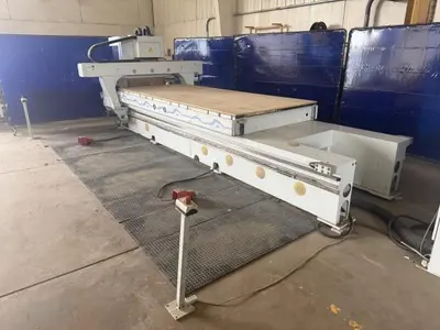 Weeke BHP 200-CNC Machine Center with NESTING Table