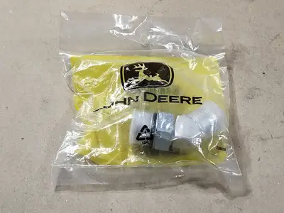NEW JOHN DEERE A852266