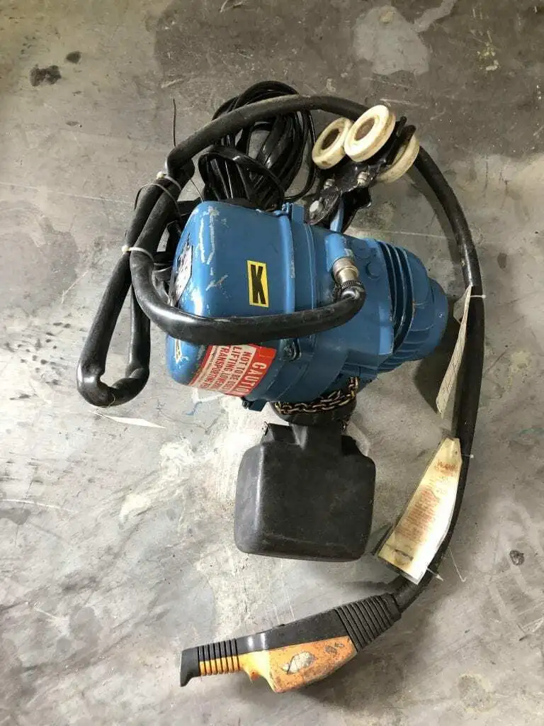 Mannesman Demag PKV1-V1 10ft Electric Chain Hoist 500LB 16FPM 460V 3PH