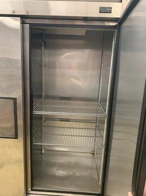 130-0047 True T-49-HC 54” 2 Door Self Contained Reach In Cooler Refrigerator