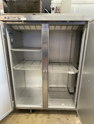 130-0167 Beverage Air PF74-5AS Self Contained 3 Door Reach In Freezer