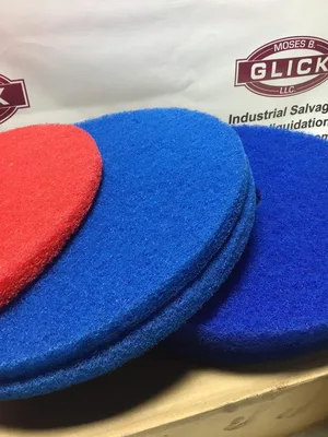 Global Industrial 20206 17″ Assorted Floor Scrubbing Pads