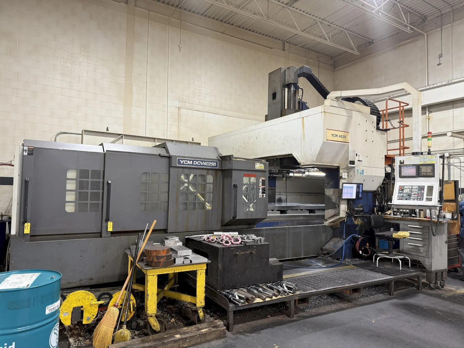 USED 2008 YCM DCV4025B