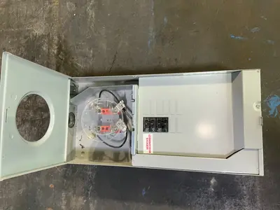 Used MILBANK _UNKNOWN_ Electrical Panels Ohio US | HGR 24 #1280228