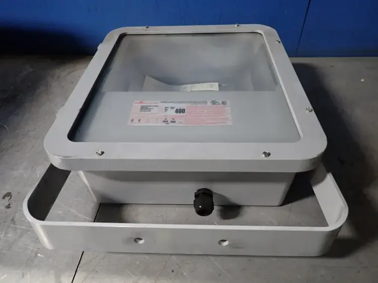 Used COOPERCROUSE HINDS FMVMY400/MT76S828 Lighting Ohio US | HGR 24 #782547