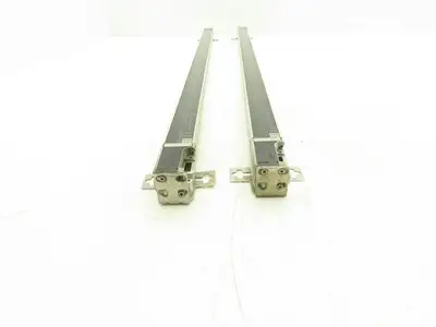 Keyence SL-C36H-R|SL-C36H-T Light Curtain Transmitter Receiver Set 700mm 24VDC