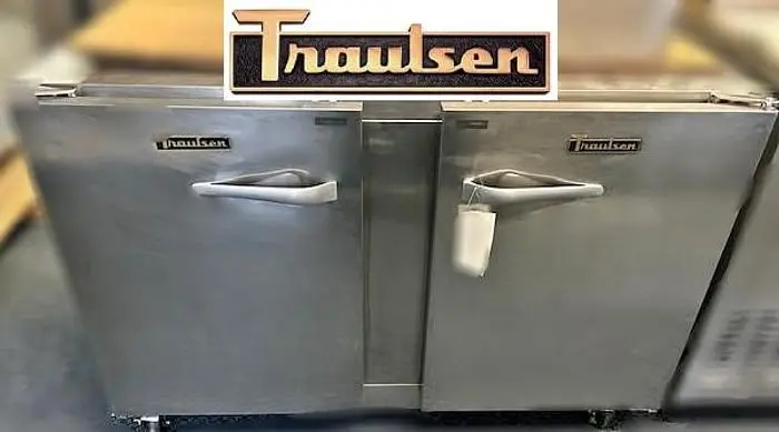 Used TRAULSEN UHT48LR Refrigerators British Columbia CA | Surrey Food Equipment #432208