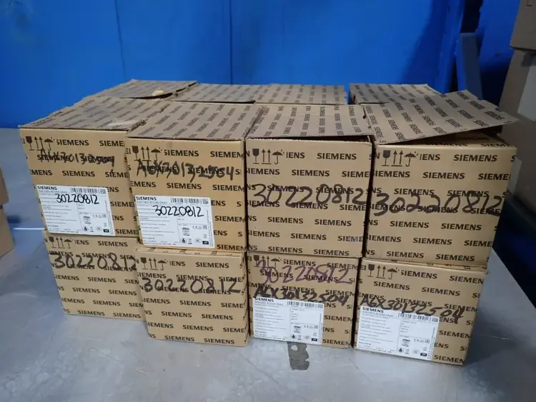 Used SIEMENS 3VA10634ED460AA0 Circuit Breakers Ohio US | HGR 24 #786975