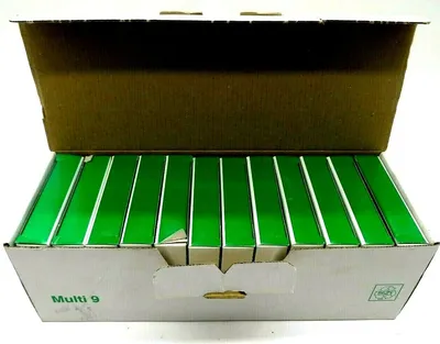 NEW LOT OF 12 SCHNEIDER ELECTRIC 26925 AUXILIARY SWITCH 240-415V