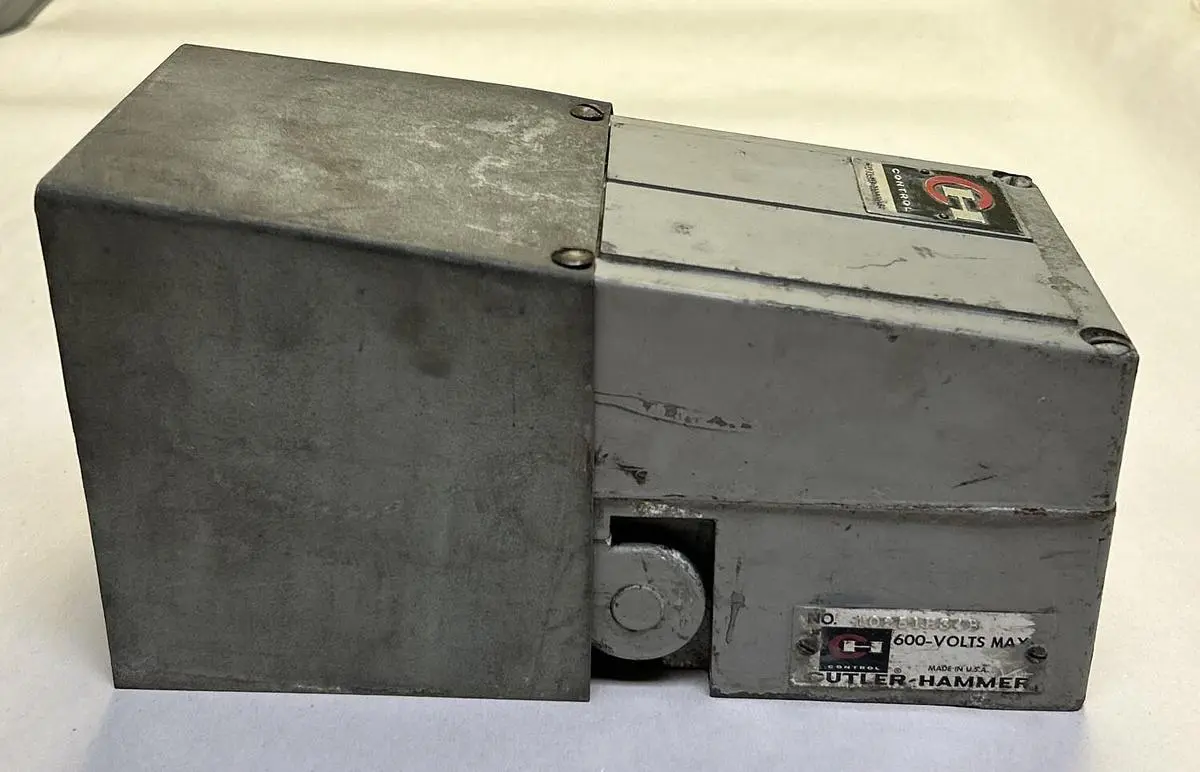 Used CUTLER-HAMMER 10251H34B Miscellaneous Equipment (Electrical & Power) Ohio US | Surplus Asset Holdings #1237628