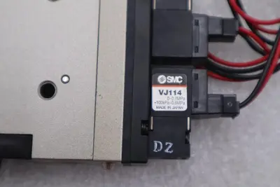 SMC Vacuum Ejector NZM121HT-K5LZ-E15L & VJ114 Solenoid Valve NEW STOCK K-2468