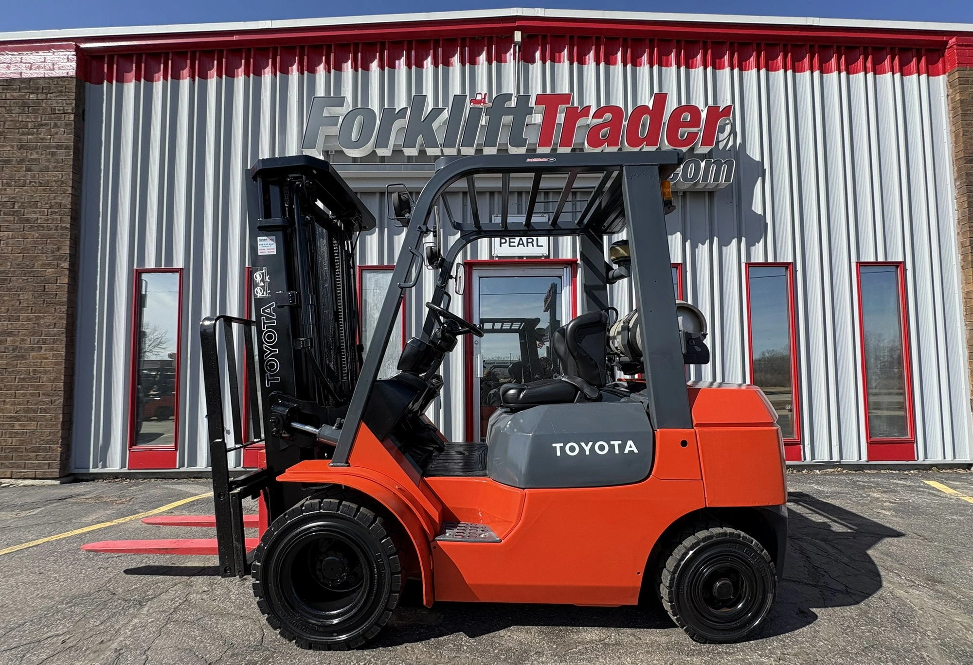 USED 2005 TOYOTA 7FGU25