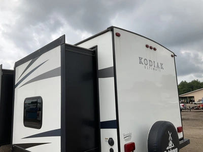 Used 2017 KEYSTONE 330BHSL Campers, Caravans, Motorhomes Michigan US | Miedema Asset Management Group #1355374