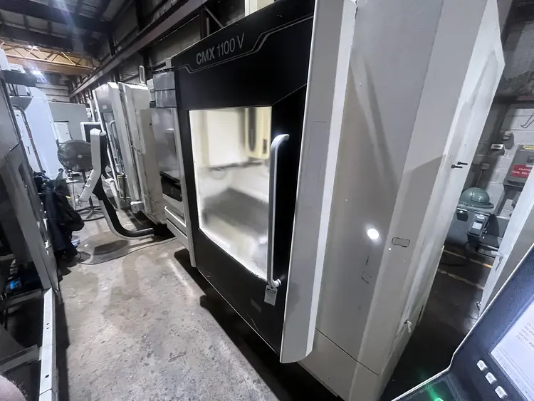 Used 2016 DMG MORI CMX1100V Vertical Machining Centers Illinois US | Machinery Marketing International #378842