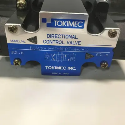 USED TOKIMEC DG4V-3-6C-M-P7-H-7-52