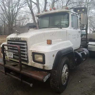 Used 1991 MACK RD688S Conventional trucks Tennessee US | Ran Equipment #1403743