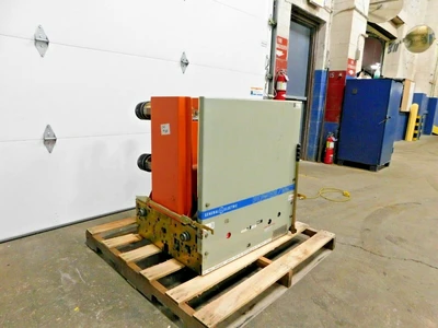 Used GE VB 4.16-350-3 Circuit Breakers Ohio US | Equipment Recovery Corp. #1330505