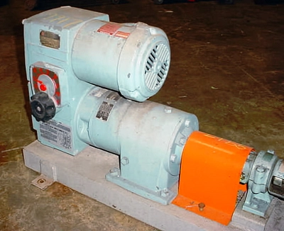 USED ROBBINS AND MEYERS MOYNO PUMP 2L2SSB