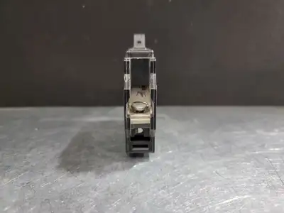 20 Amp, 1 Pole, 240 volts Circuit Breaker