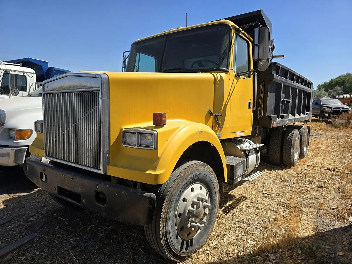 1992 Volvo Dump Truck w/ 15' Bed
