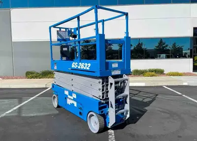 USED 2018 GENIE GS-2632