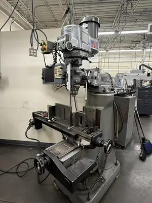 Used 1996 BRIDGEPORT EZ TRAK Vertical Mills Minnesota US | Source Machinery Sales #1513443