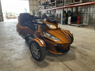 USED 2014 CAN-AM SPYDER